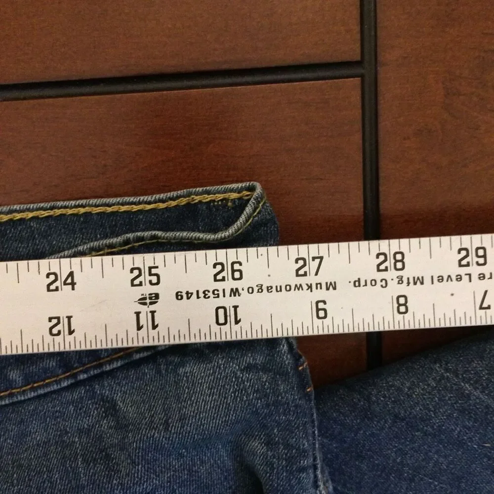 Levi’s 545 jeans 54 medium wash